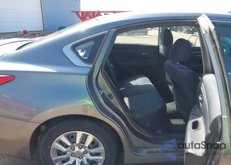 2016 Nissan Altima 2.5/2.5 S/2.5 Sl/2.5 Sr/2.5 Sv из США, поврежденный, VIN 1N4AL3AP7GN342735